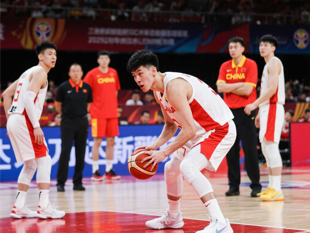 乔科维奇迅